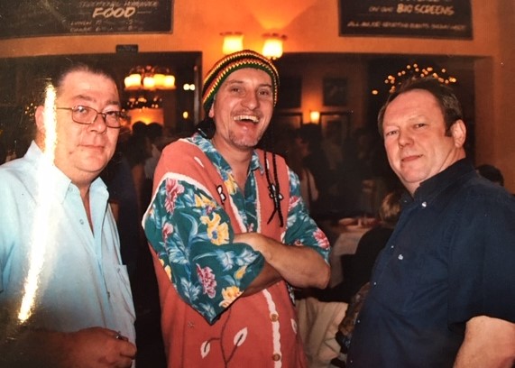 Kevin L_Wayne_Phil K_Pied Bull_2004